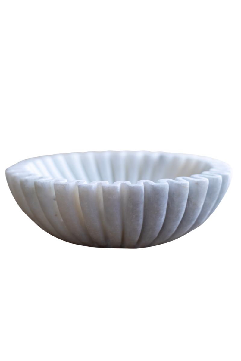 Marble Fluted Scalloped Bowls - Luxe B Pampas Grass  Canada , dried flowers and pampas grass Canadian Company. Bulk and wholesale dried flowers and pampas grass fluffy. Large White Pampas Grass Toronto